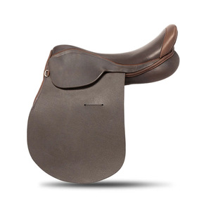 Selle de dressage et de polo professionnelle haut de gamme en cuir anglais véritable couleur camel, personnalisable, durable et certifiée - Product Image 1