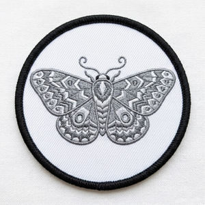 Parche bordado personalizado al por mayor, plateado y blanco, con diseño de estrella y brújula, redondo, termoadhesivo y para coser, para ropa, chaquetas y bolsos - Product Image 2