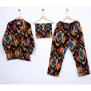 ชุดนอนผ้าฝ้ายฤดูร้อนสำหรับผู้หญิง เสื้อและกางเกงลายดอกไม้น้ำหนักเบา ชุดนอนนุ่มระบายอากาศได้ดี ของขวัญสำหรับเพื่อนเจ้าสาวหรือวันเกิด - Product Image 1