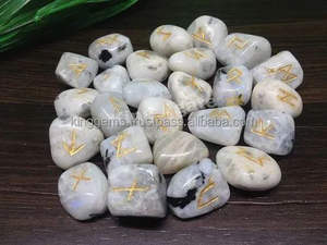 Ensemble de runes de pierre de lune arc-en-ciel de 25 pièces de meilleure qualité Offre Spéciale guérison naturelle sculptée pierres d'agate dégringolées artisanat en pierre semi-précieuse - Product Image 4