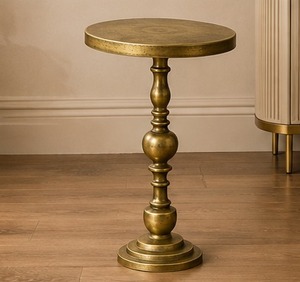 Mesa Consola Moderna de Latón con Base de Pedestal, Mueble Contemporáneo Hecho a Mano para Sala de Estar - Product Image 1