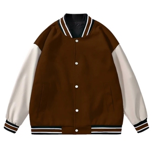 Chaqueta Varsity Marrón y Blanca para Hombre, Cuello Camisero, Cierre de Botones, Estilo Preppy, Otoño, Corte Regular, Diseño de Parches de Color Sólido - Product Image 5