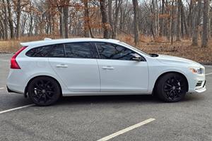 Volvo V-60 Polestar 2016 - Product Image 2