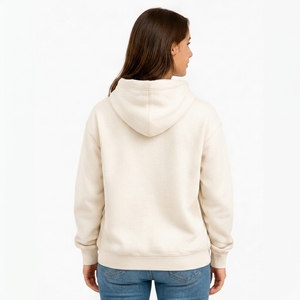 Sweat à capuche universitaire pour femme, personnalisé avec impression graphique, pull molletonné surdimensionné avec poche - Product Image 6