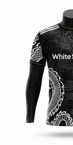 เสื้อฟุตบอลแขนสั้นผู้ชาย สีดำ ผ้าตาข่าย ปักลาย ระบายเหงื่อได้ดี ทรงพอดีตัว คอวี ไซส์ใหญ่ สำหรับผู้ใหญ่ - Product Image 4
