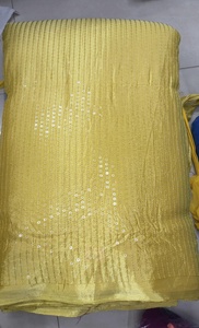 Tissu en soie Chinon brodé de sequins avec pièce de blouse de créateur non cousue, collection de tissus pour sari brodé, idéal pour les festivals et les soirées. - Product Image 4