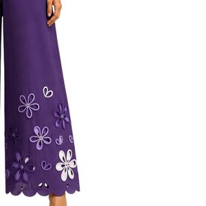 Pantalones Palazzo de Algodón Bordados de Pierna Ancha Morados Personalizados para Mujer con Estampado Floral Blanco y Cintura Alta - Ropa Premium Personalizada - Product Image 4