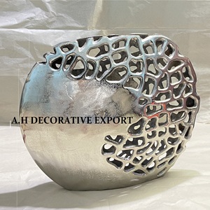 Abstract Honeycomb Silver Metal <b>Vase</b> Contemporary Cut-out Floral Container <b>Unique</b> Hollow Design Tabletop Centerpiece Home Hotels - Product Image 4