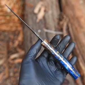 Couteau de Bushcraft en Acier Damas Forgé à la Main, Manche en Bois de Pin, Couteau Bowie à Lame Pleine avec Étui en Cuir, Support OEM/ODM Personnalisé - Product Image 2