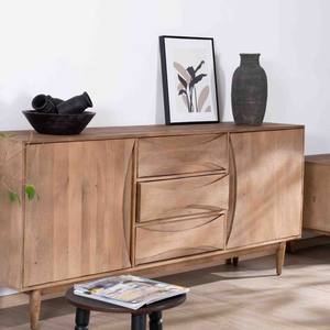 Aparador grande contemporáneo Vandana Autumn Haven de madera de mango con puertas y cajones con tiradores empotrados Cabure - Product Image 1