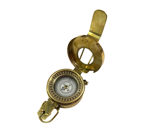 Brújula de Bolsillo de Latón de Calidad de Exportación, Instrumento Náutico con Tapa Articulada, Decoración Marina Vintage, Disponible al Mejor Precio del Mercado - Product Image 1