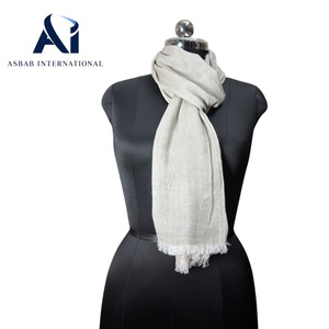 Écharpe Homme en Coton Sergé Argenté Diamanté, Tissée à la Main, Qualité Exotique, Motif Chevrons, Légère et Durable – Nouvelle Collection Automne, Vente Flash - Product Image 5