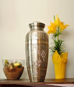 Hermosa Urna Funeraria Decorativa de Metal Sólido para Cremación, Urna Grande de Latón para Cenizas Humanas, para Hombres y Mujeres Adultos - Product Image 2