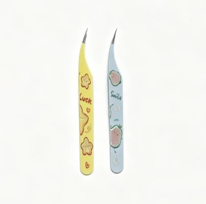 แหนบถอนขนคิ้วลายการ์ตูนผลไม้ ป้องกันไฟฟ้าสถิตย์ ESD สีเหลืองน้ำเงิน ดีไซน์ยิ้มนำโชค แฟชั่น สแตนเลสสตีล ด้ามจับสบาย - Product Image 1
