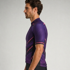 Maillot de cyclisme professionnel, vêtements de cyclisme conçus avec un tissu léger pour les sorties en club et les courses compétitives - Product Image 3