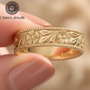 แหวนหมั้นผู้หญิง Charm ชุบทอง 18K เงินแท้ ลายดอกไม้คลาสสิก ประดับเพชรโมอิสซาไนต์ทรงคุชชั่น ฝังแบบ Prong Set รับรองโดย IGI น้ำหนัก 3 กรัม - Product Image 3