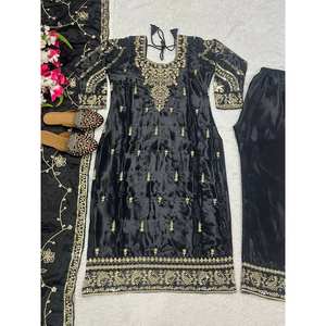 Vêtements et accessoires traditionnels musulmans de créateur Belle Pent avec Dupatta pour la fête - Product Image 6