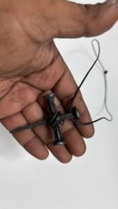 Pendentif croix forgé à la main, au caractère artisanal rustique, idéal pour la fabrication de bijoux, les artisanat religieux, les cadeaux et les créations faites à la main. - Product Image 3