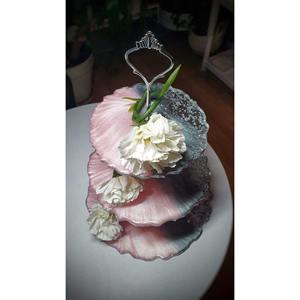Soporte Decorativo para Postres Hecho a Mano de Resina, Bandeja para Exhibición de Pasteles para Bodas, Fiestas, Panaderías y Eventos Especiales - Product Image 2