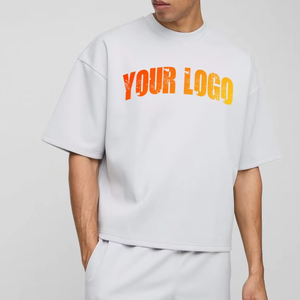 Ensemble de vêtements de sport pour homme en deux pièces, léger, grande taille, avec logo personnalisé, style streetwear d'été, comprenant un t-shirt polo et un short - Product Image 4