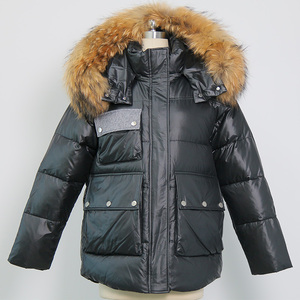 Blouson matelassé unisexe haut de gamme, nouveau design, personnalisé, à capuche, chaud pour l'hiver, modèle uni pour homme - Product Image 3