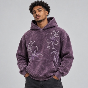 Sweat à capuche brodé confortable pour homme, en tissu doux avec broderie détaillée et style décontracté, idéal pour les voyages, les loisirs et le quotidien. - Product Image 1