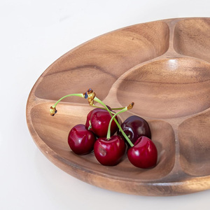 Organizador de aperitivos multiusos de madera de acacia, Plato decorativo de uso de cocina de 5 compartimentos, platos y platos terminados alisados - Product Image 3