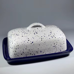 Moderno Contenedor de Mantequilla con Diseño Moteado, Tapa de Fácil Agarre, Bandeja Profunda para Servir, Acabado Brillante, Elegante Plato para Mantequilla para la Mesa de Cocina - Product Image 1