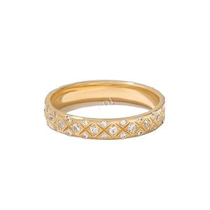 Bague de mariage de luxe en or 10K-18K, style vintage, bande large de 3,40 mm, sertie de diamants taille brillant de 0,40 ct (certifiés IGI), sertissage à griffes, pavé croisé - Product Image 1