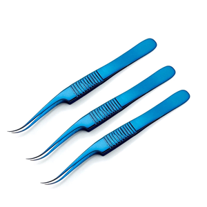 3 pinces à cheveux courbées en titane pour extraction FUE, par Mahfooz Instruments - Product Image 2