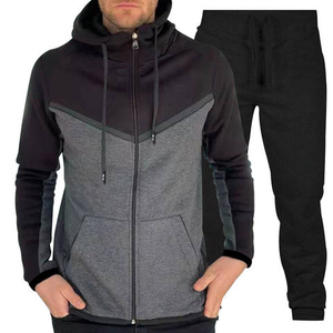 Survêtements d'entraînement pour hommes en coton respirant léger et confortable, de qualité supérieure et au design optimal, fabriqués au Pakistan - Product Image 1