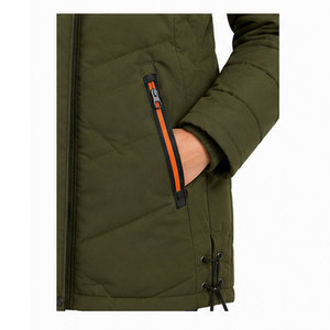 Chaqueta Parka con Capucha para Mujer, con Exterior Impermeable, Interior Acolchado Suave y Prácticos Bolsillos Utilitarios para el Invierno Moderno al Aire Libre - Product Image 5