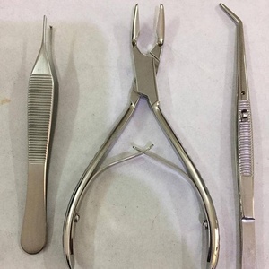 Alicates Ortodonciales Manuales Crown Rectos y Curvos de 14 cm, Acero Inoxidable de Alta Calidad, Punta Serrada, Instrumentos Dentales Clase II - Product Image 3