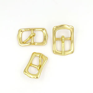 Hebilla de Latón MACRO TREASURE para Uso Profesional en Mochilas - Product Image 4