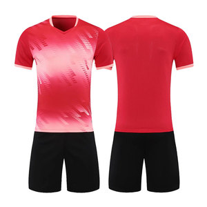 Maillot de football respirant à prix abordable avec impression par sublimation - Nouvelle arrivée, couleur et logo personnalisés, service OEM - Product Image 1