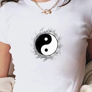 Camiseta Corta de Moda para Mujer, Tejida, Ajustada, con Estampado de Fluido Yin Yang, Estilo Y2K - Product Image 1