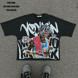 Camiseta Personalizada de Estilo Urbano con Corte Recortado y Hombros Caídos |   Jersey de algodón de 240 GSM |   Suministro Directo de Fábrica OEM - Product Image 2