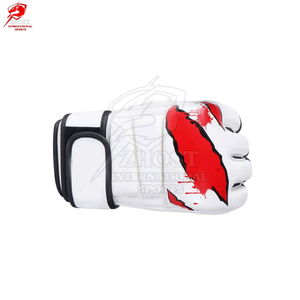 Guantes de Entrenamiento de Boxeo y Sparring MMA Blancos con Dedos Descubiertos y Correa de Muñeca Ajustable con Cierre de Velcro (Cuero PU) - Product Image 2