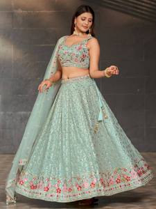 Ensemble Lehenga Choli vert menthe brodé, motif floral, tenue traditionnelle indienne pour femme, longueur ras du sol, coupe ample en Georgette - Product Image 1