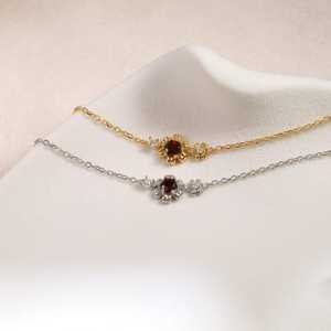 Pendentif grenat en argent sterling 925 plaqué or 14 carats, moissanite, collier délicat en forme de fleur, pierre de naissance, cadeau pour elle - Product Image 5