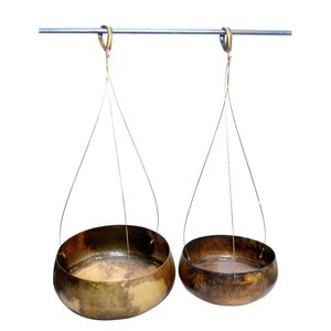 Macetero de Hierro Contemporáneo con Temática Botánica de Lujo para Patio, Terraza y Espacios de Estar - Product Image 6