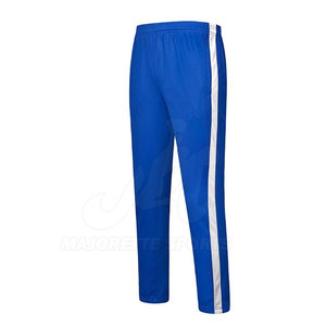 Survêtement respirant et à séchage rapide pour homme, idéal pour la salle de sport, la course à pied et les tenues décontractées. Survêtements pour homme en vente. - Product Image 4