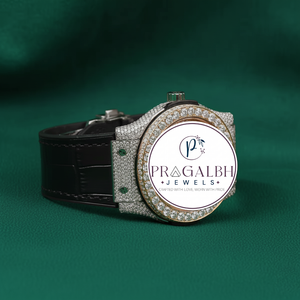 นาฬิกาเพชรหรู Pragalbh Jewels รุ่น Iced Out หน้าปัดประดับเพชรแบบ Pavé ระบบโครโนกราฟ ควอตซ์ สายสแตนเลสและหนัง สำหรับผู้ชาย - Product Image 4
