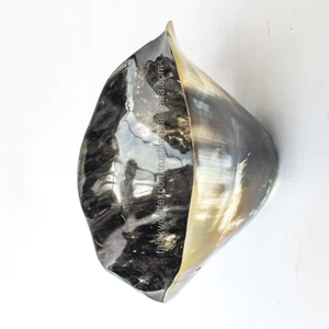 Bol à salade en corne de boeuf de buffle Style africain Bol de service de plat décoratif durable pour hôtels et restaurants Hébergement de fête FWE - Product Image 1