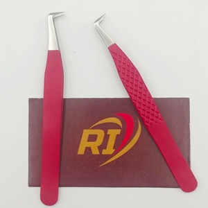 Pinzas Profesionales de Acero Inoxidable Color Rojo para Pestañas de Mega Volumen, Pinzas de Precisión con Ángulo de 90 Grados - Product Image 2