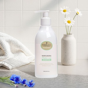 [ROOICELL] น้ำยาล้างเครื่องสำอางสำหรับใบหน้า ดวงตา และริมฝีปาก สูตรบำรุงผิวสไตล์เกาหลี 300 มล. คาโมมายล์ ชาเขียว ลดการระคายเคือง - Product Image 4
