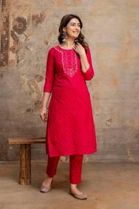 Premium Rani Pink 60x60 Cotton Handwork Suit Set with Embroidered Straight <b>Kurta</b> Matching Pants and Dupatta for <b>Women</b> - Product Image 3