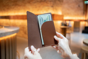 Porte-Comptes en Cuir Véritable Pleine Fleur Robuste et Imperméable pour Restaurants, Hôtels de Luxe et Fournisseurs de Livres de Paiement pour Clients - Product Image 3