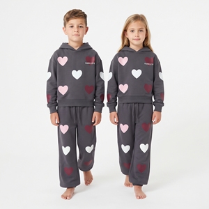 Conjunto Deportivo Informal para Niños Unisex con Sudadera con Estampado de Corazón y Pantalones Anchos, Ropa Deportiva, Conjunto a Juego, Venta al Por Mayor - Product Image 3