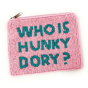 Monedero de cuentas de culto popular de la cultura pop, estilo 'Reality TV', con diseño 'Who Is Hunky Dory', color rosa, mini cartera boutique, regalo divertido, venta al por mayor - Product Image 2